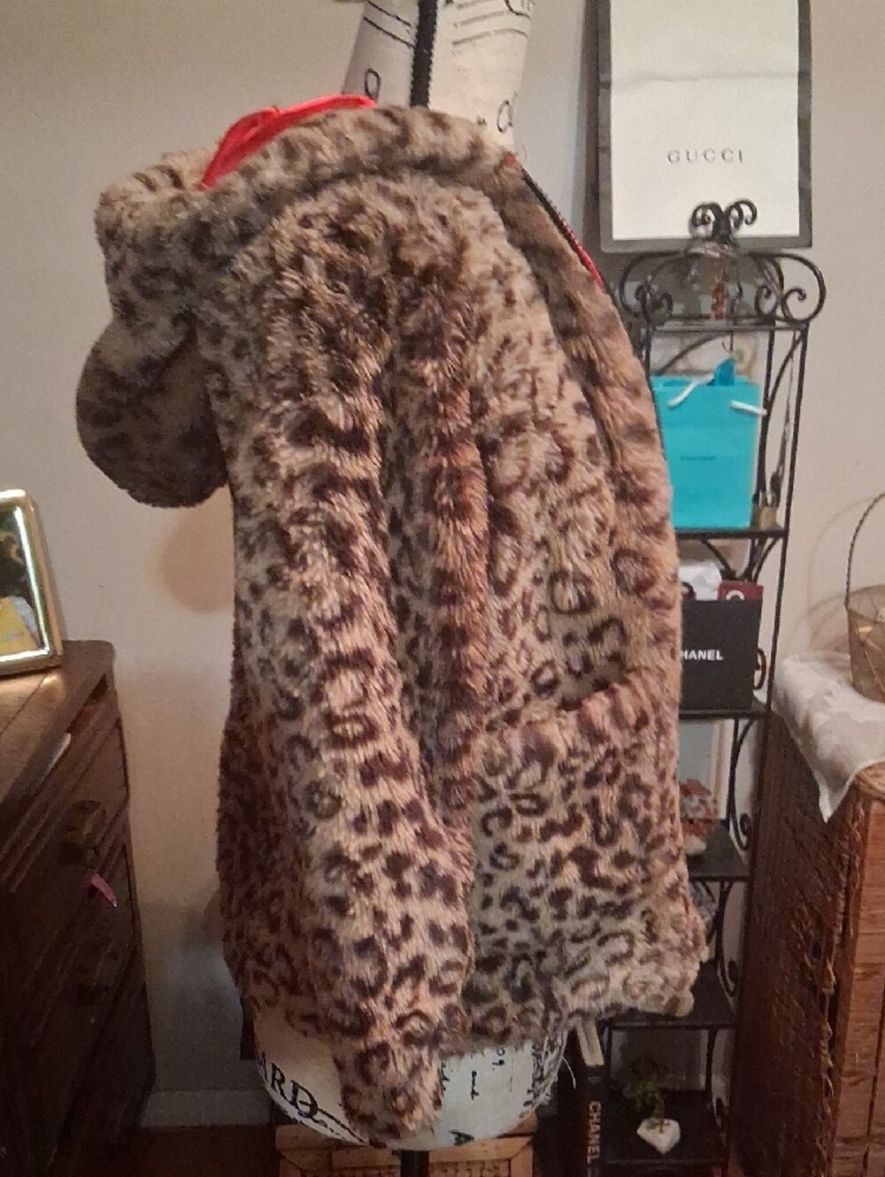 Urban Republic Girls' Leopard Print Faux Fur Jacket with Red Lining Size 6X - Picture 7 of 12